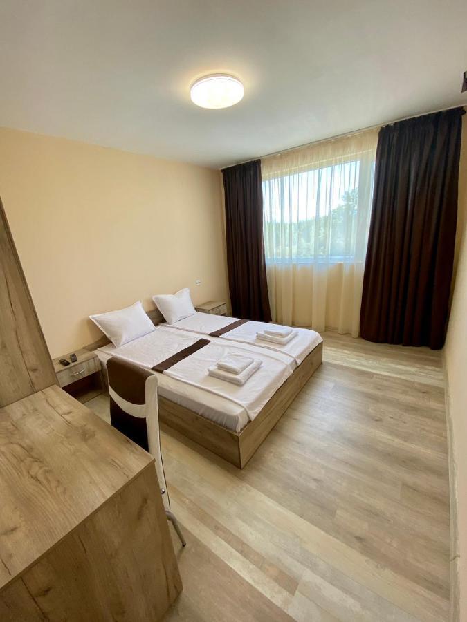 Hotel Sunrise Kalekovets Eksteriør bilde