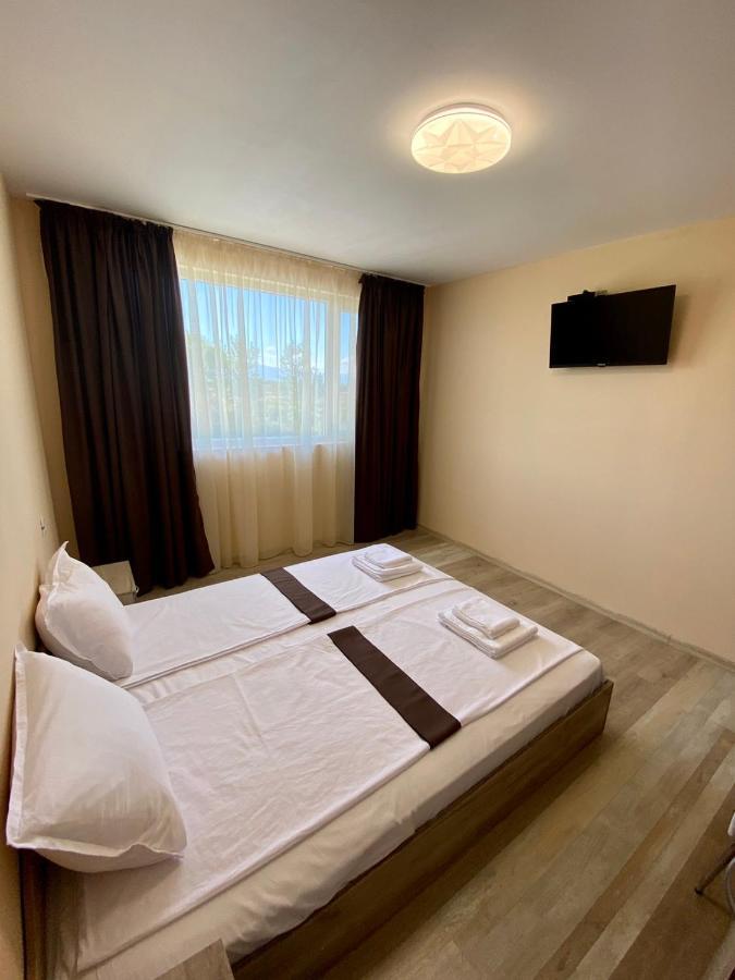 Hotel Sunrise Kalekovets Eksteriør bilde