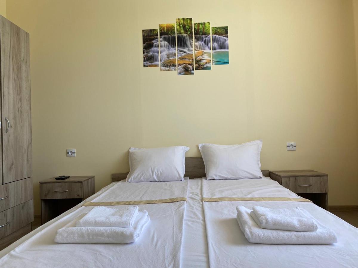 Hotel Sunrise Kalekovets Eksteriør bilde